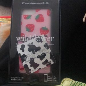 iPhone 6/7/8 PLUS, strawberry phone cover